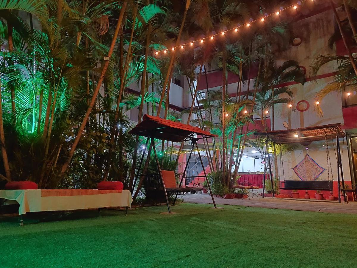 Girivihar Holiday Club - Pure Veg Lonavala Exterior foto